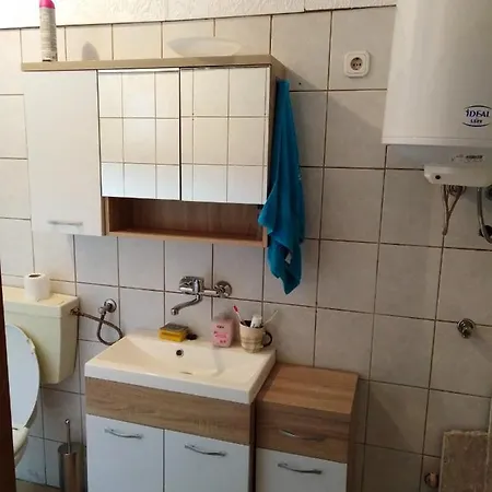 Apartma דירה